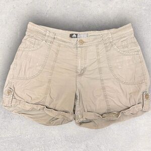 Nike ACG Women's Khaki Shorts Size 8‎ back pockets tan 34 waist